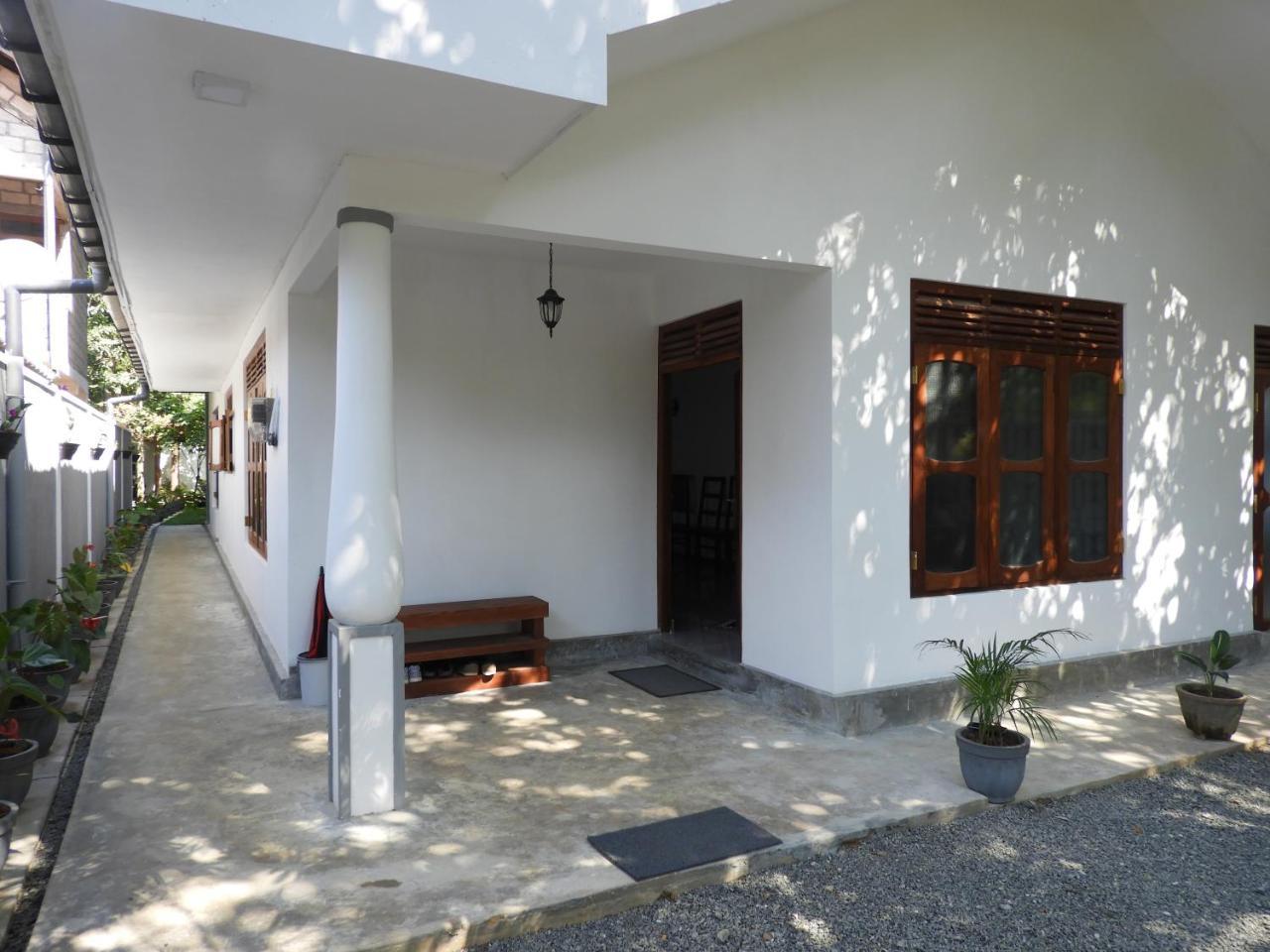 Me Yoga Villa Kumbalgama エクステリア 写真